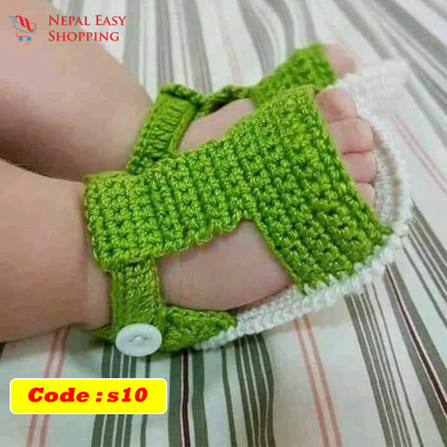 Handmade Newborn Knit Acrylin Green Shoes, Soft Acrylic Baby Booties, Baby Girl Welcome Gift,Newborn Girl Shower Gift
