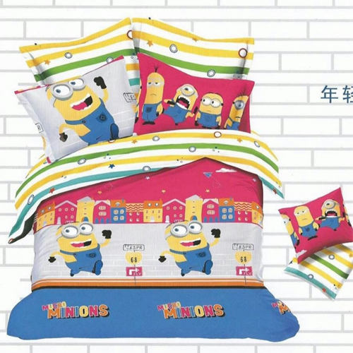 Minions King Sized Bed Sheet  2 Pillow Covers