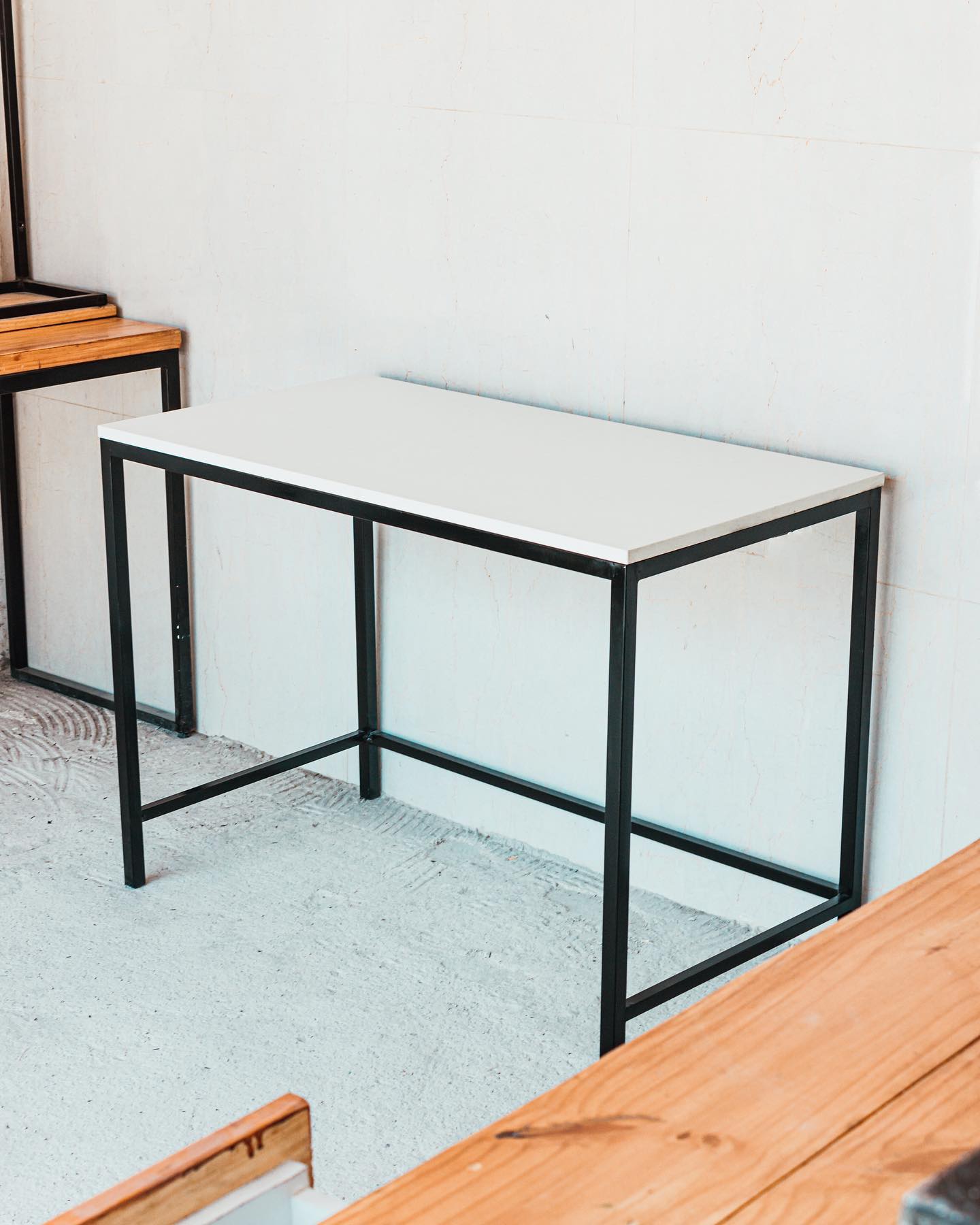 Multipurpose Portable Metal Study Table For Home,Office,Restaurant 4*2* 2.5FT